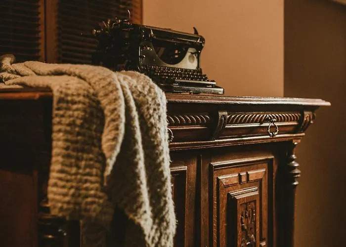 Wyjatkowy W Sercu Jeleniej Gory Апартаменты Еленя-Гура