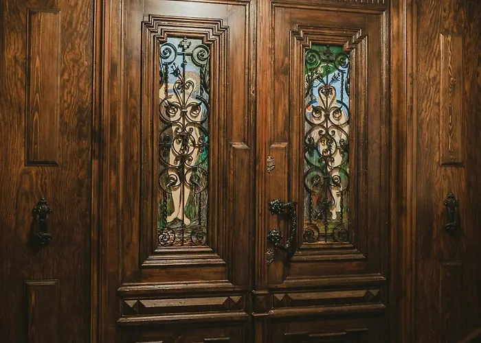 Wyjatkowy W Sercu Jeleniej Gory Апартаменты Еленя-Гура